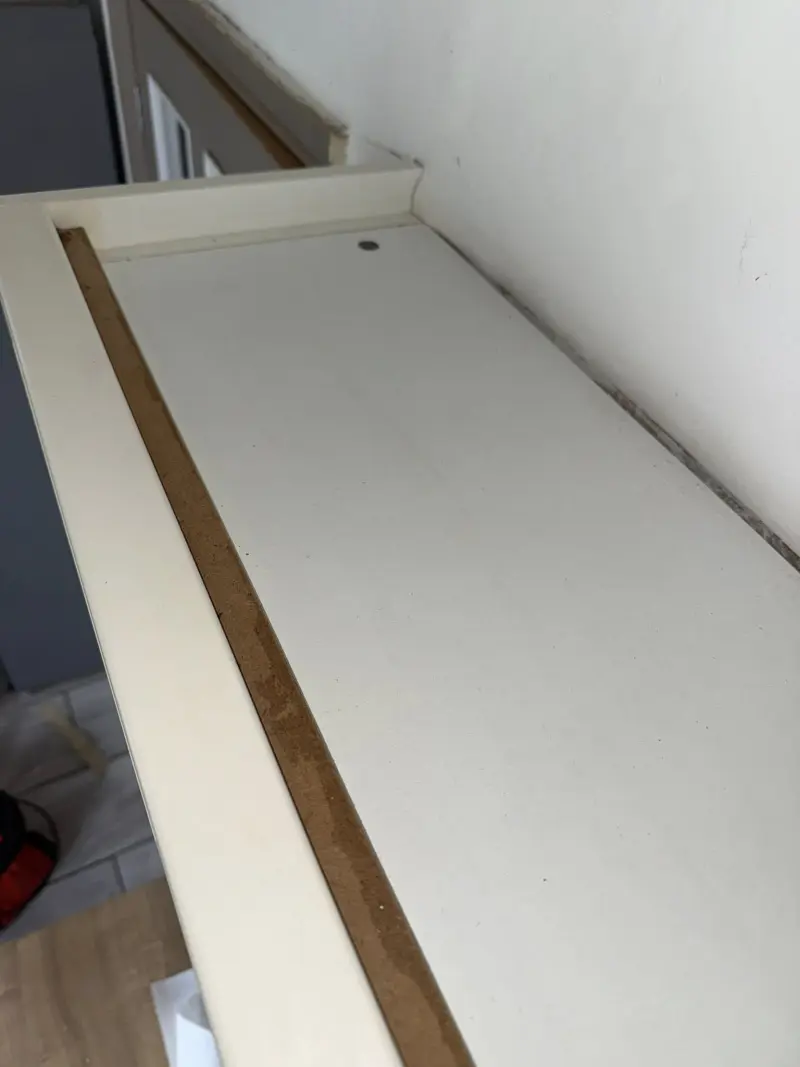 Clean shelf after cleaning