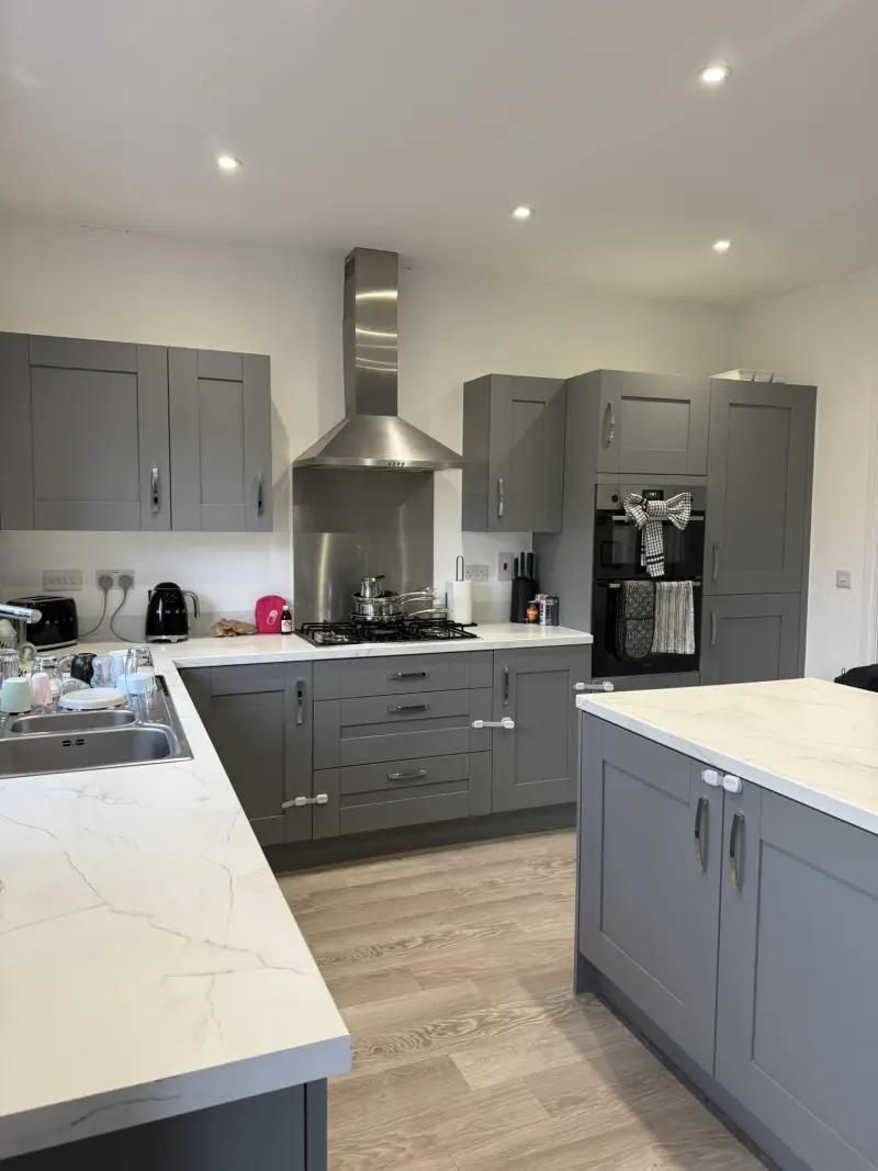 Grey shaker kitchen cleaned and ready